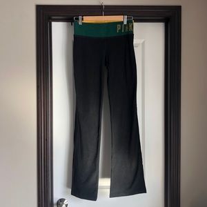 Victoria's Secret PINK Packers Yoga Pants Small